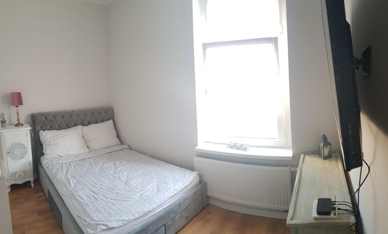 Apartament Piano Mini Lägenhet Malbork Exteriör bild